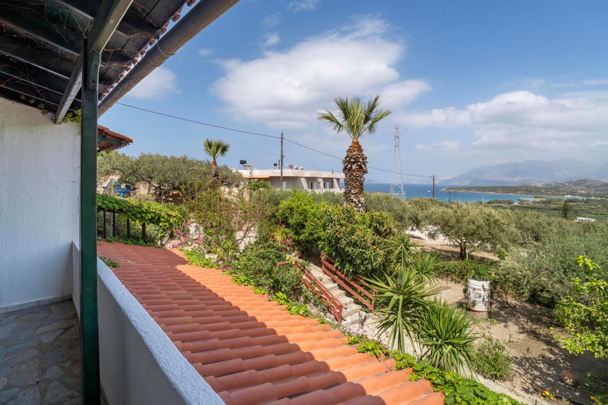 Athina Villas Istron Esterno foto