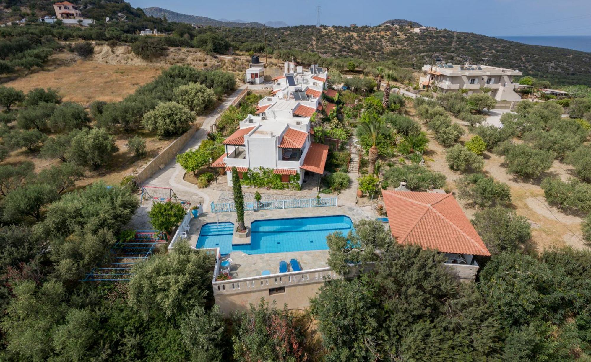 Athina Villas Istron Esterno foto